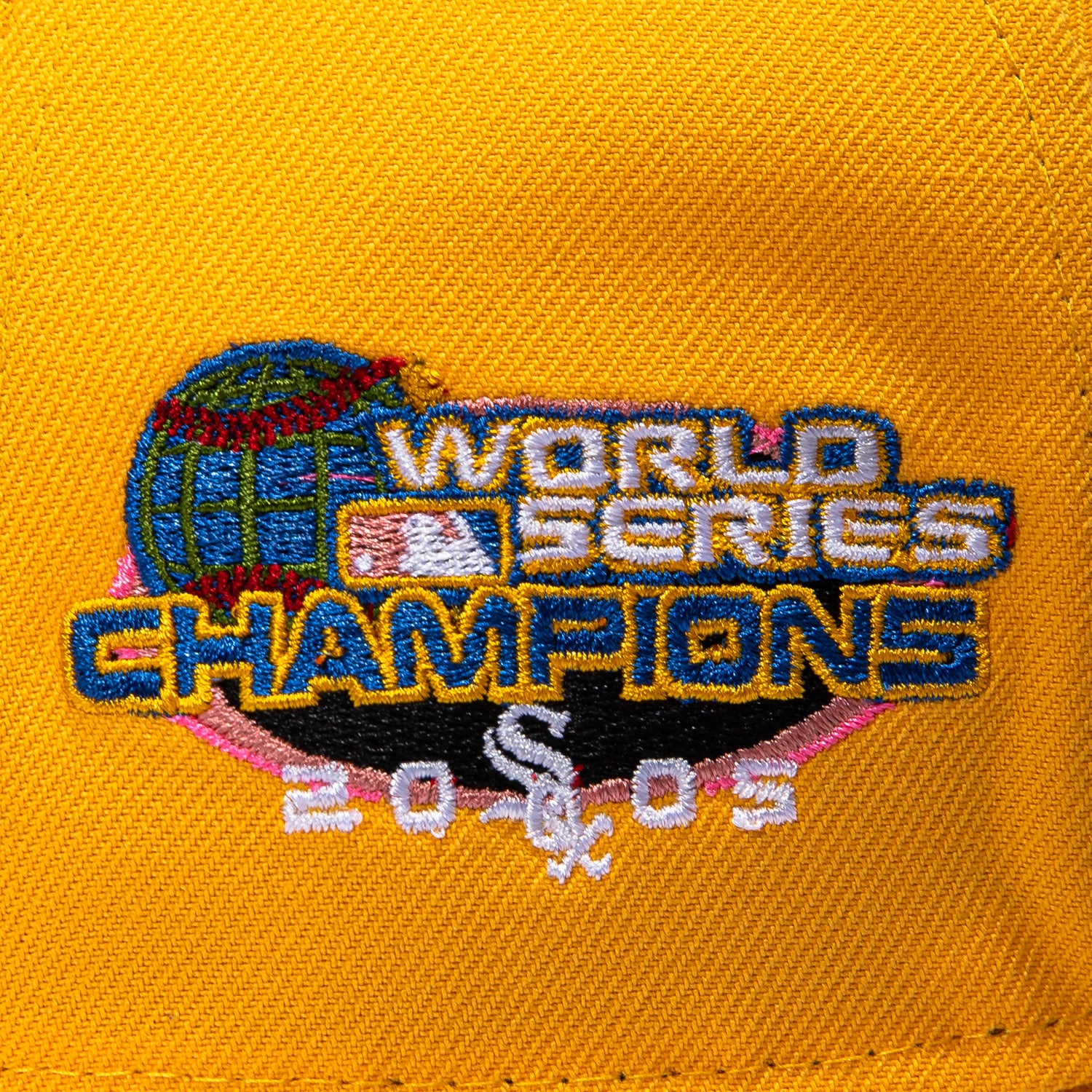 New Era 9Forty A-Frame Pink Lemonade Chicago White Sox 2005 World Series Patch Pink UV Snapback Hat - Gold - Image 4