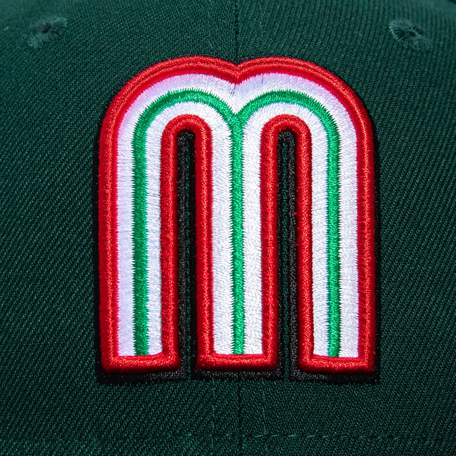 New Era 59Fifty Mexico World Baseball Classic Mexico Flag Patch Pink UV Hat - Green - Image 4