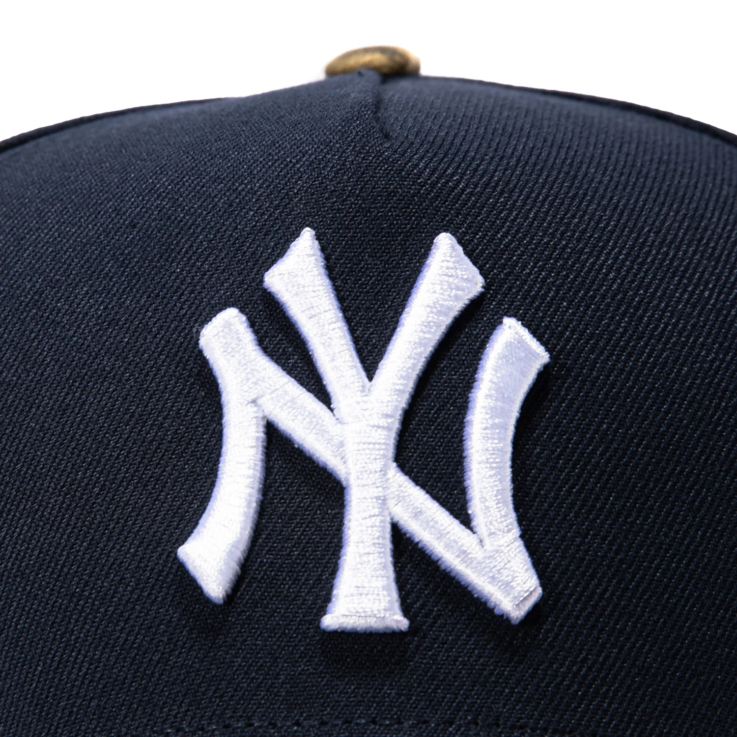 New Era 9Forty A-Frame Realtree Visor New York Yankees 2000 World Series Champions Patch Snapback Hat - Navy, Realtree - Image 3