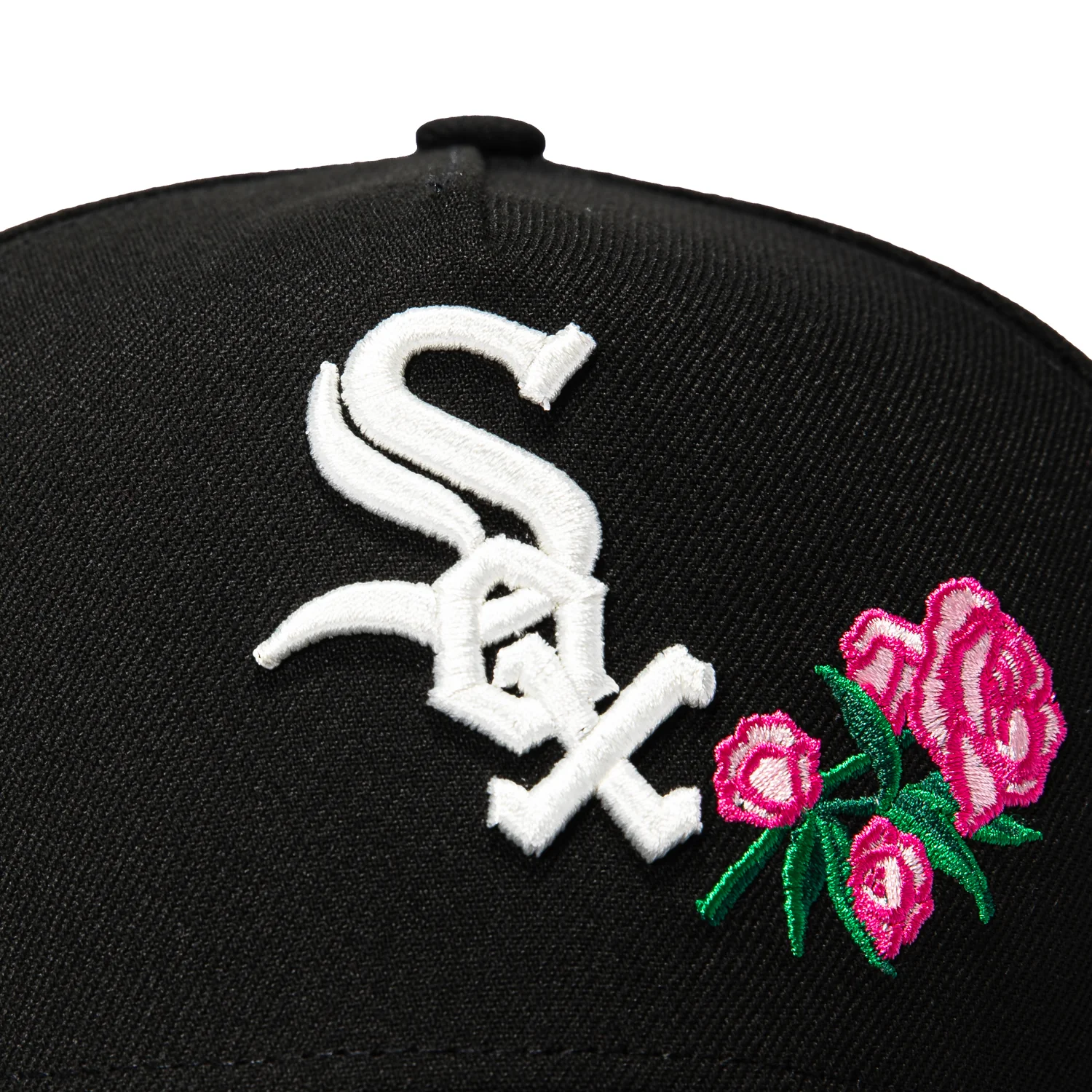 New Era 9Forty A-Frame Chicago White Sox 2005 World Series Patch Rose Snapback Hat - Black, Pink - Image 3
