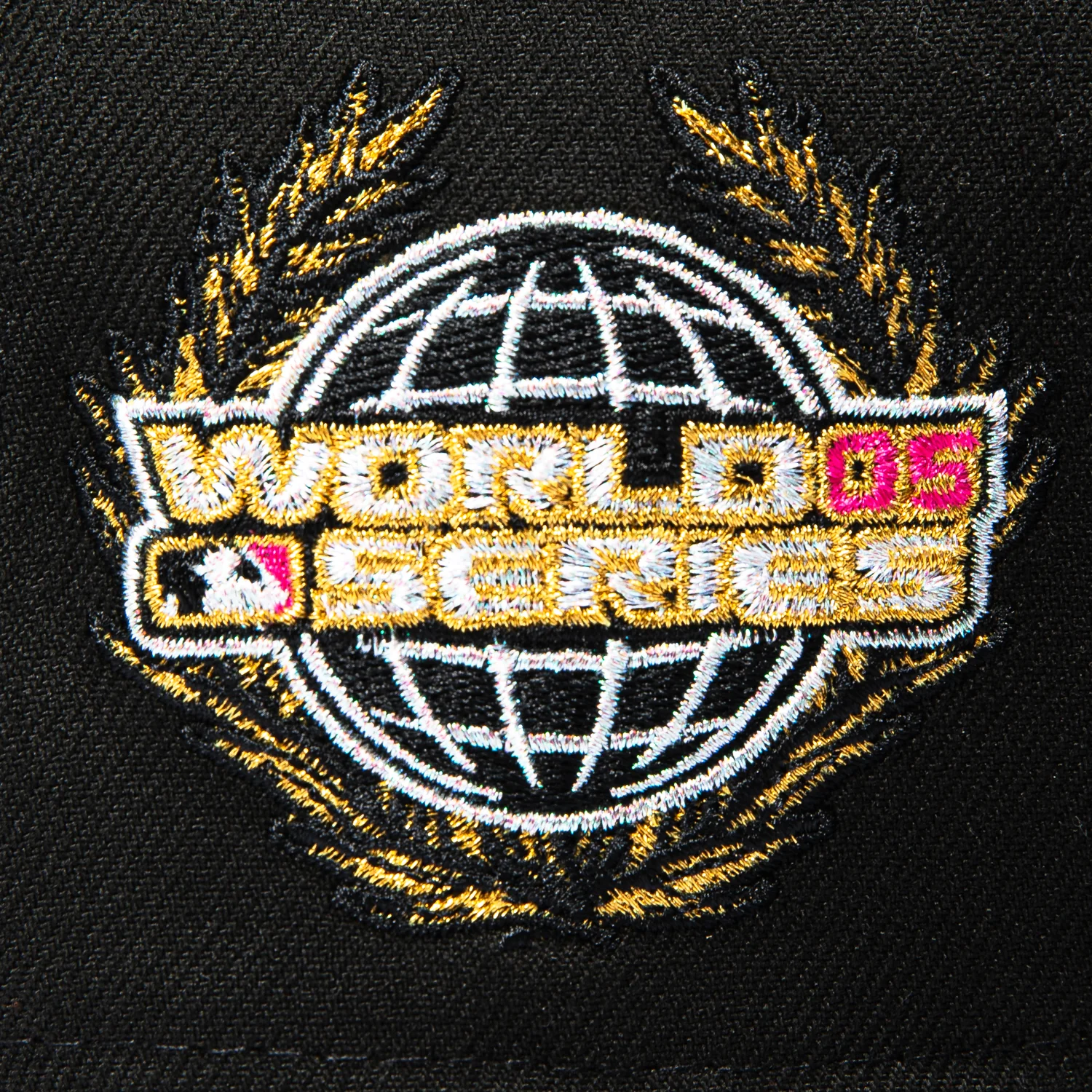 New Era 9Forty A-Frame Chicago White Sox 2005 World Series Patch Rose Snapback Hat - Black, Pink - Image 4