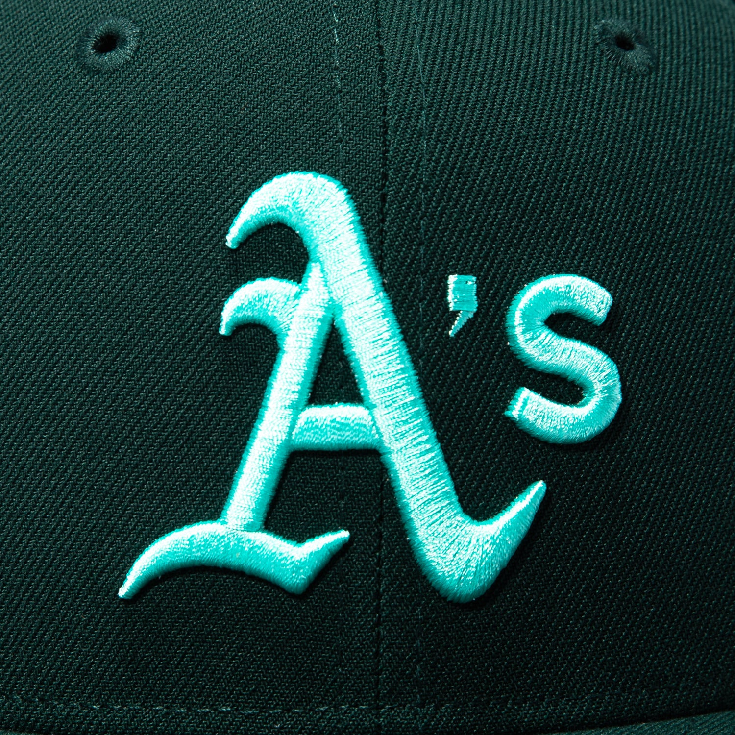 New Era 59Fifty Oakland Athletics Battle of the Bay Patch Sea Glass UV Hat - Green - Image 4