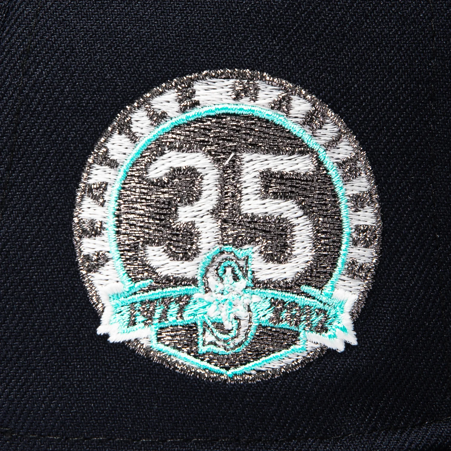 New Era 59Fifty Seattle Mariners 35th Anniversary Patch Sea Glass UV 1987 Hat - Navy - Image 5