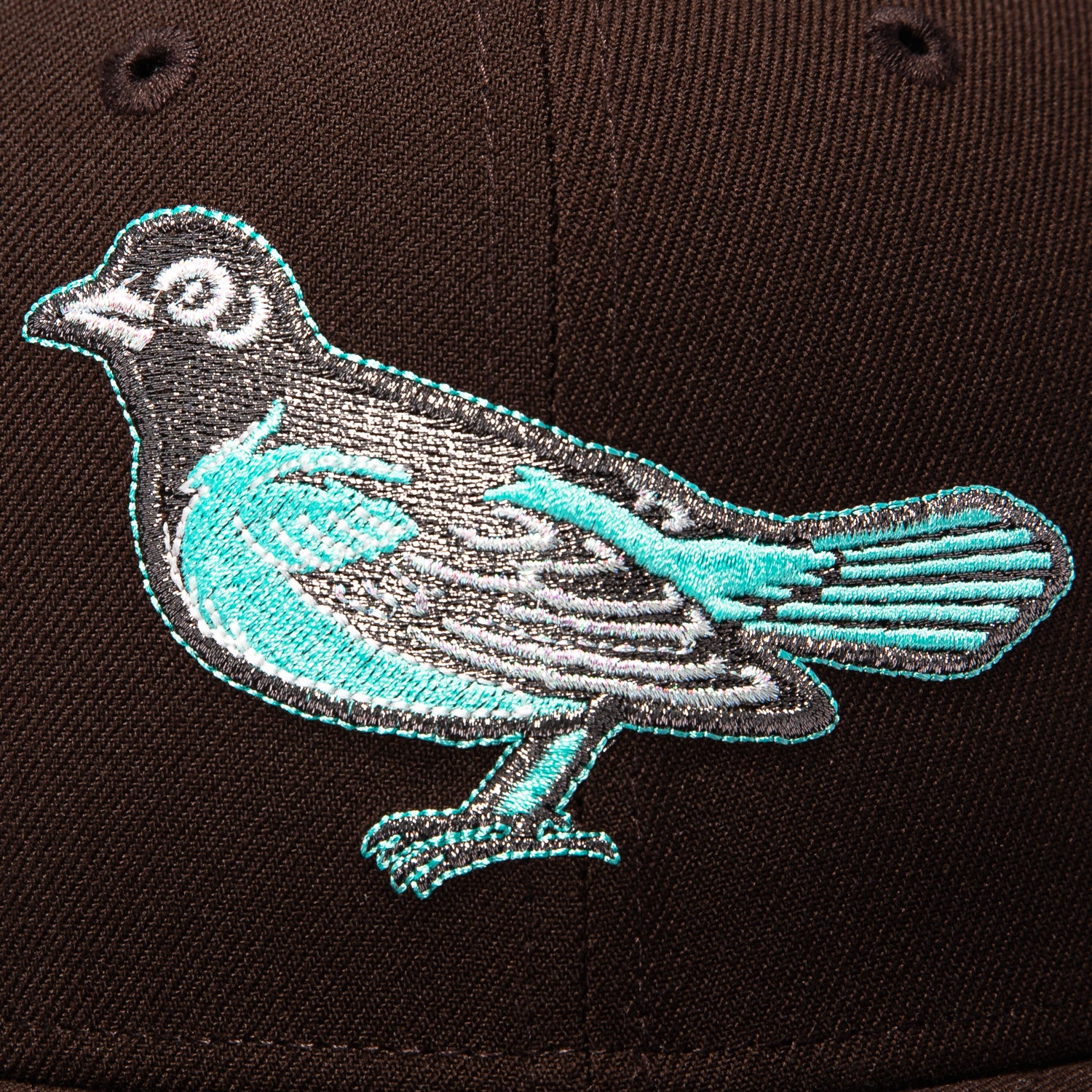 New Era 59Fifty Baltimore Orioles 50th Anniversary Patch Sea Glass UV 1998 Hat - Brown - Image 4