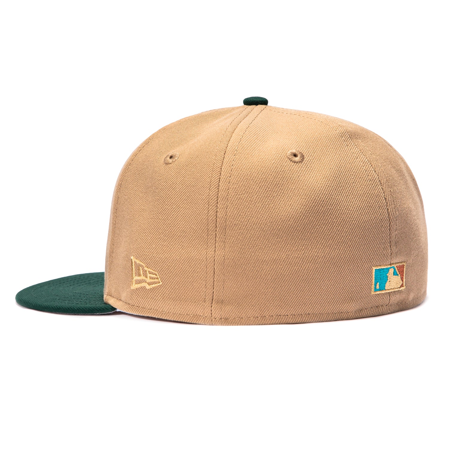 New Era 59Fifty Atlanta Braves 1999 World Series Patch Hat - Tan, Green - Image 3