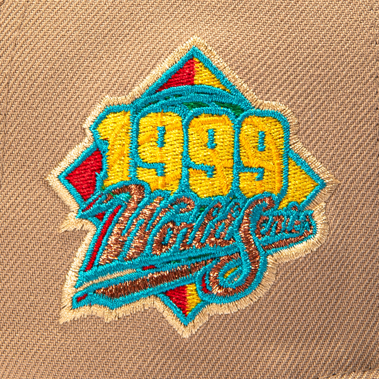 New Era 59Fifty Atlanta Braves 1999 World Series Patch Hat - Tan, Green - Image 5