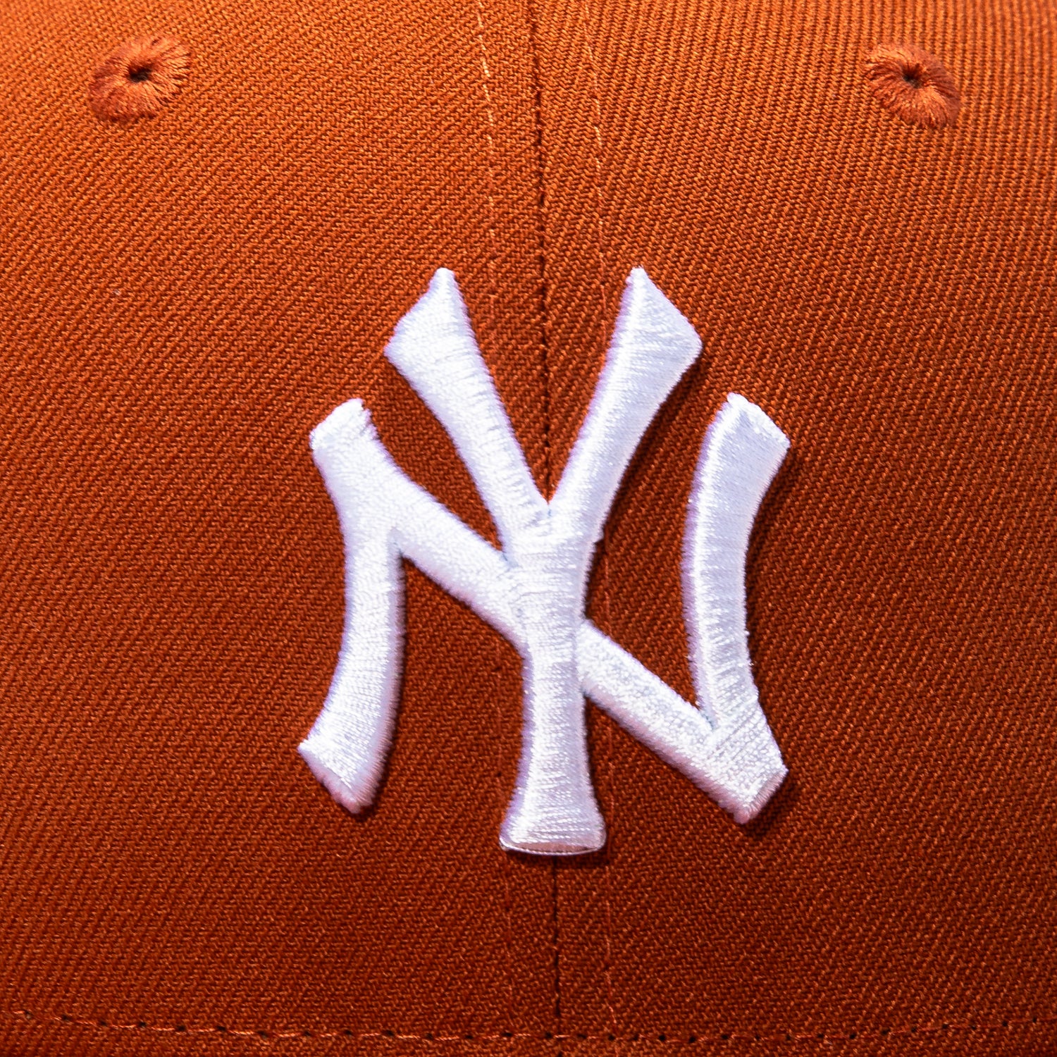 New Era 59Fifty Terra Cotta New York Yankees 1998 World Series Patch Hat - Burnt Orange - Image 4
