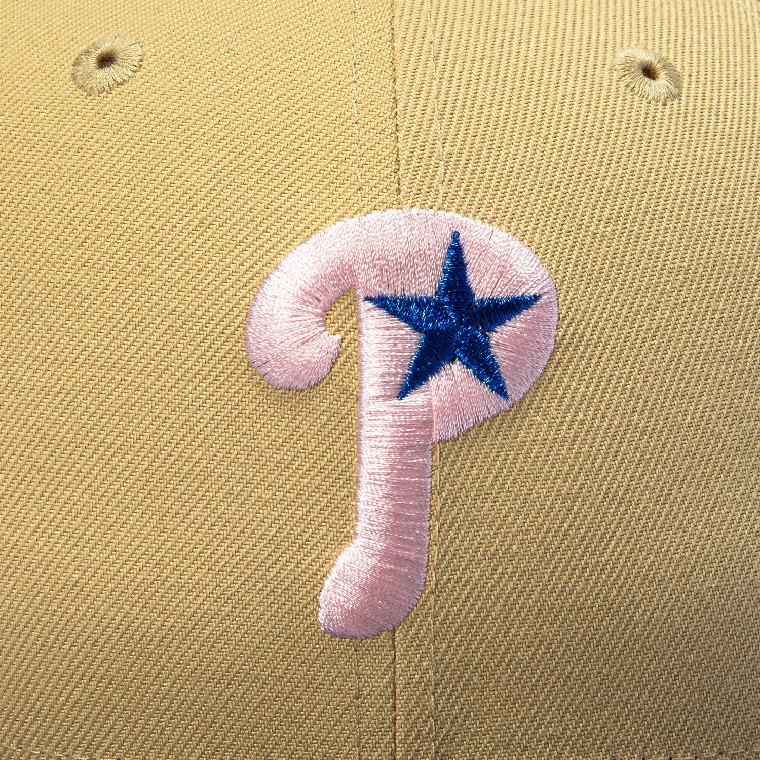 New Era 59Fifty Ante Up Philadelphia Phillies 2026 All Star Game Patch Alternate Hat - Tan, Navy - Image 4