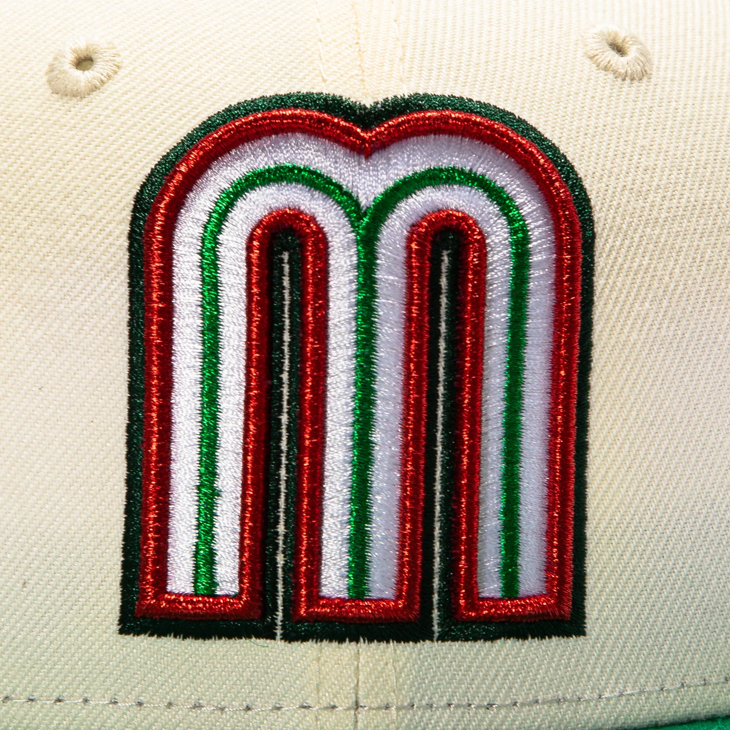 New Era 59Fifty Mexico 2026 World Baseball Classic Mexico Flag Patch Hat - White, Kelly Green - Image 4