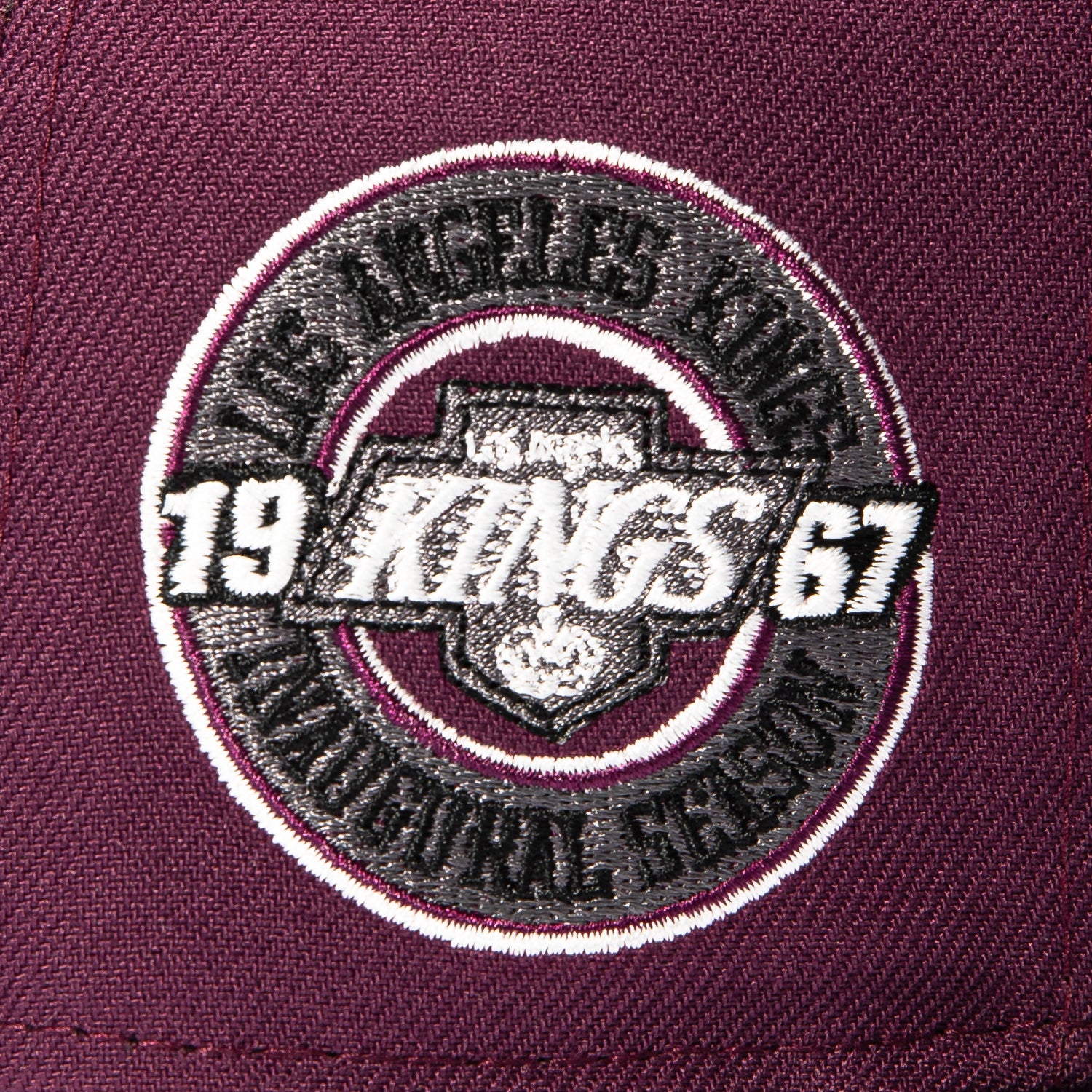 New Era 59Fifty Wood Grain Los Angeles Kings Inaugural Patch Hat - Maroon, Black - Image 5