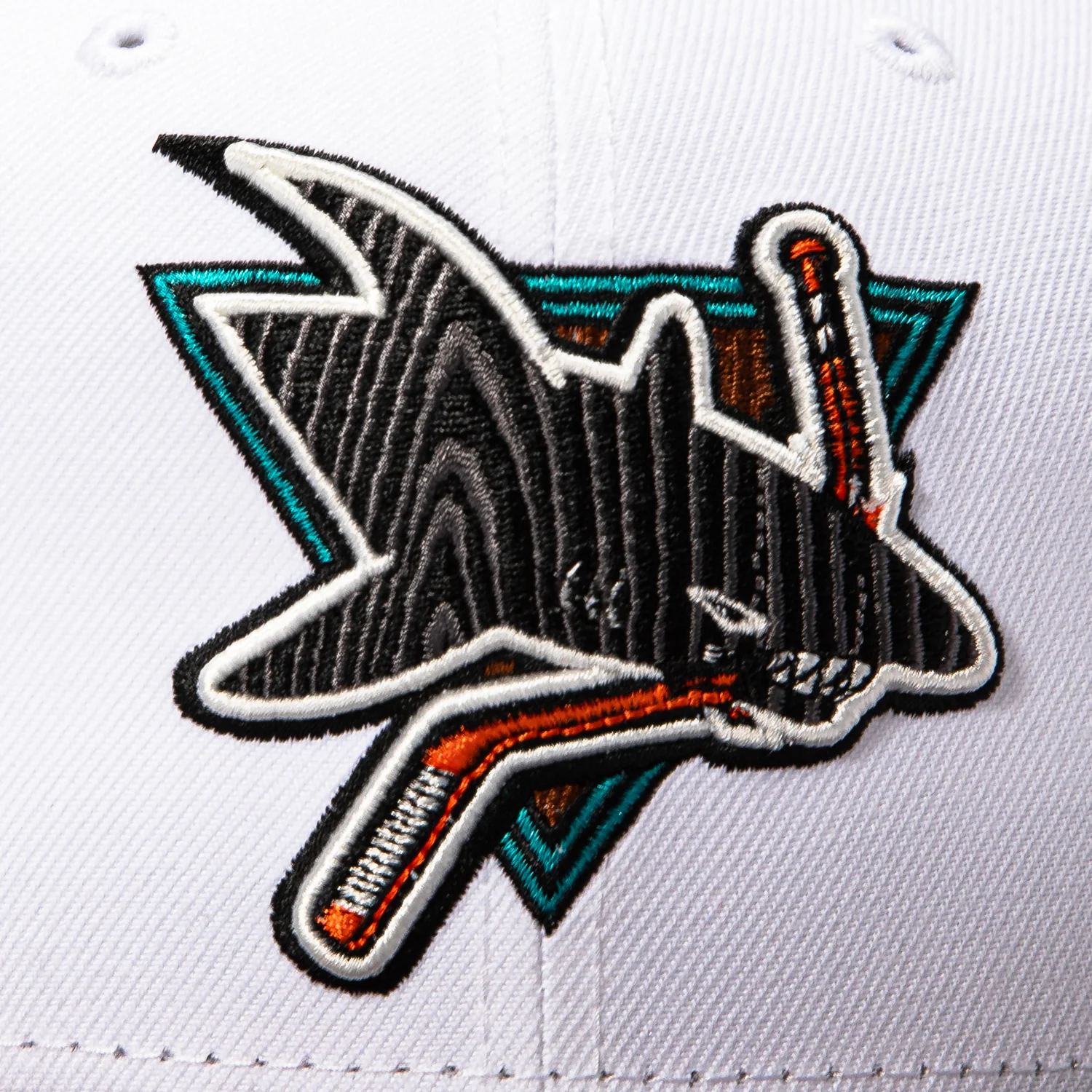 New Era 59Fifty Wood Grain San Jose Sharks 20th Anniversary Patch 1991 Hat - White, Brown - Image 4